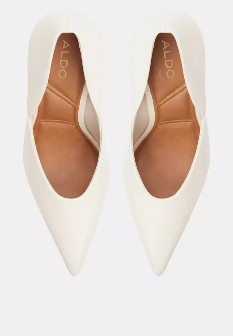 Savaana Heels