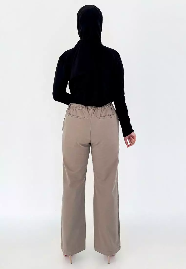 LEZAHRASIGNATURE Amirra Basic Pants - Milo