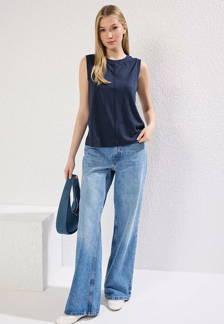 Navy Blue Sleeveless Regular/Normal Cut Knitted Undershirt