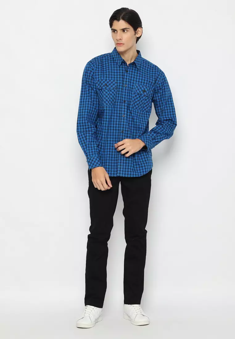POLICE Kemeja Kotak Cotton Kantong Dua Biru Tua Regular Fit Lengan Panjang Pria