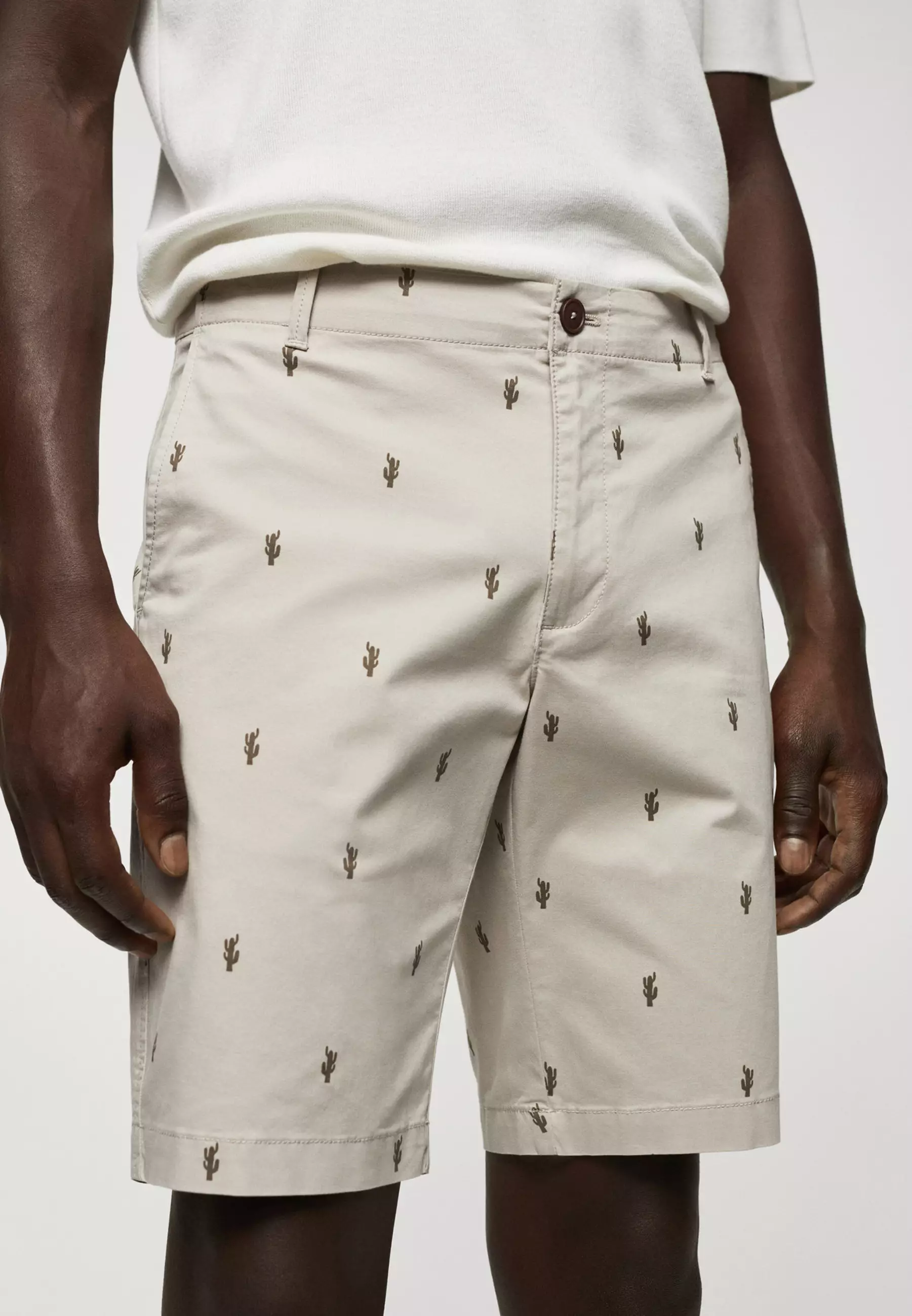 Harlem Straight Chino Shorts, Beige