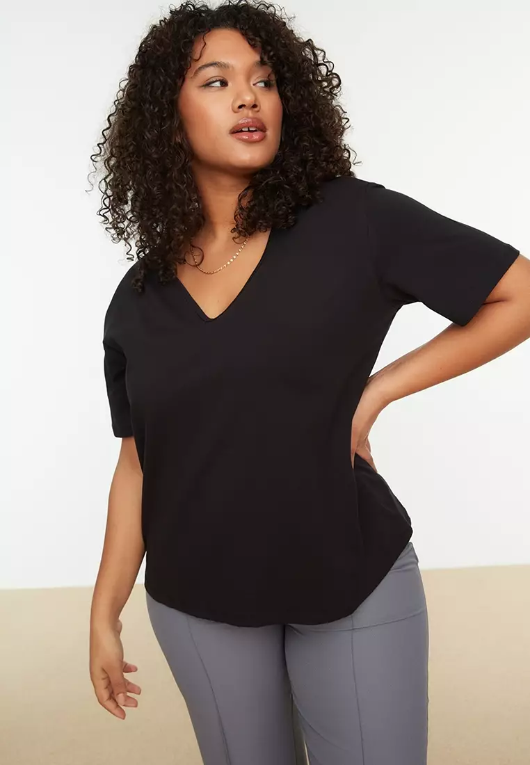 Plus Size Basic V-Neck T-Shirt