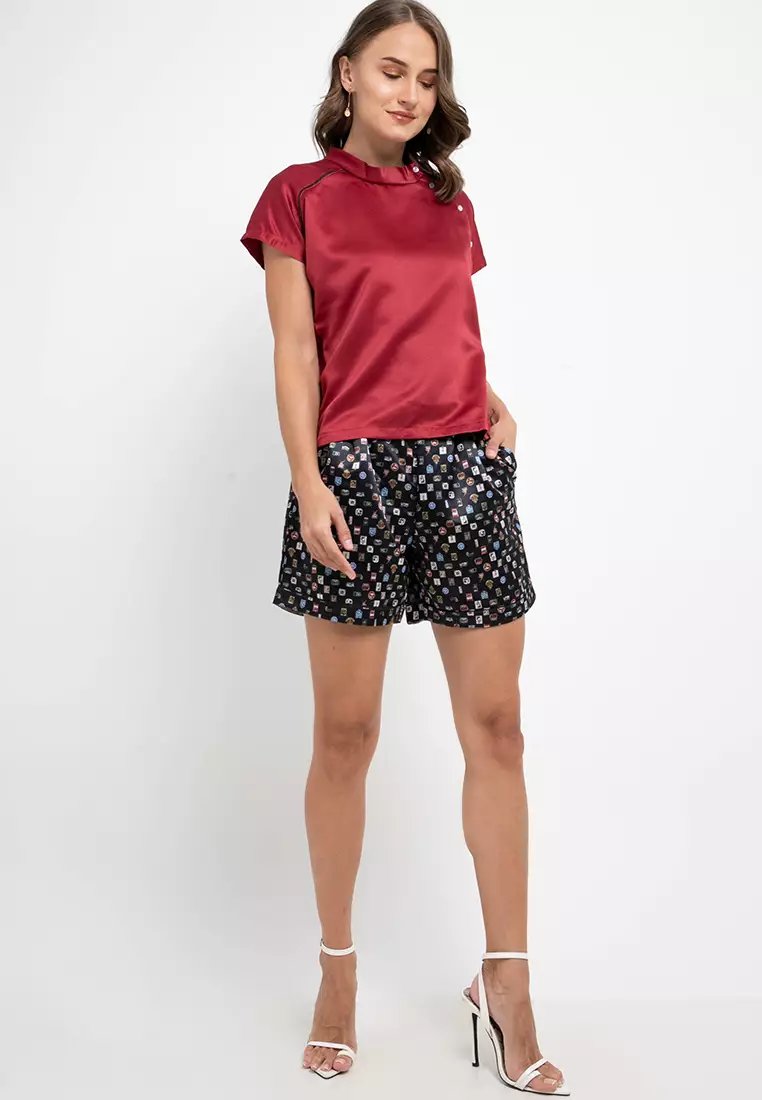 Set Amanda Blouse dan Shorts