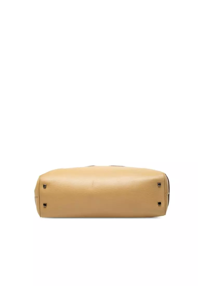 Pre-Loved Gucci Calfskin Handbag