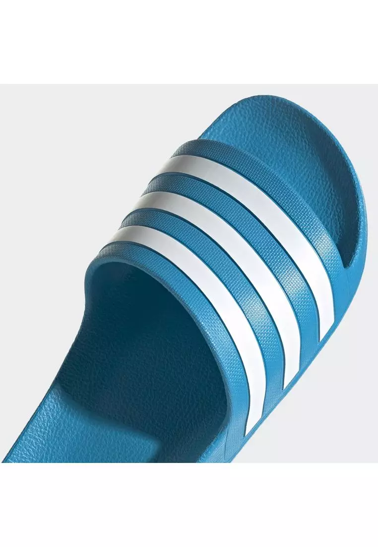 Adilette Aqua Slides