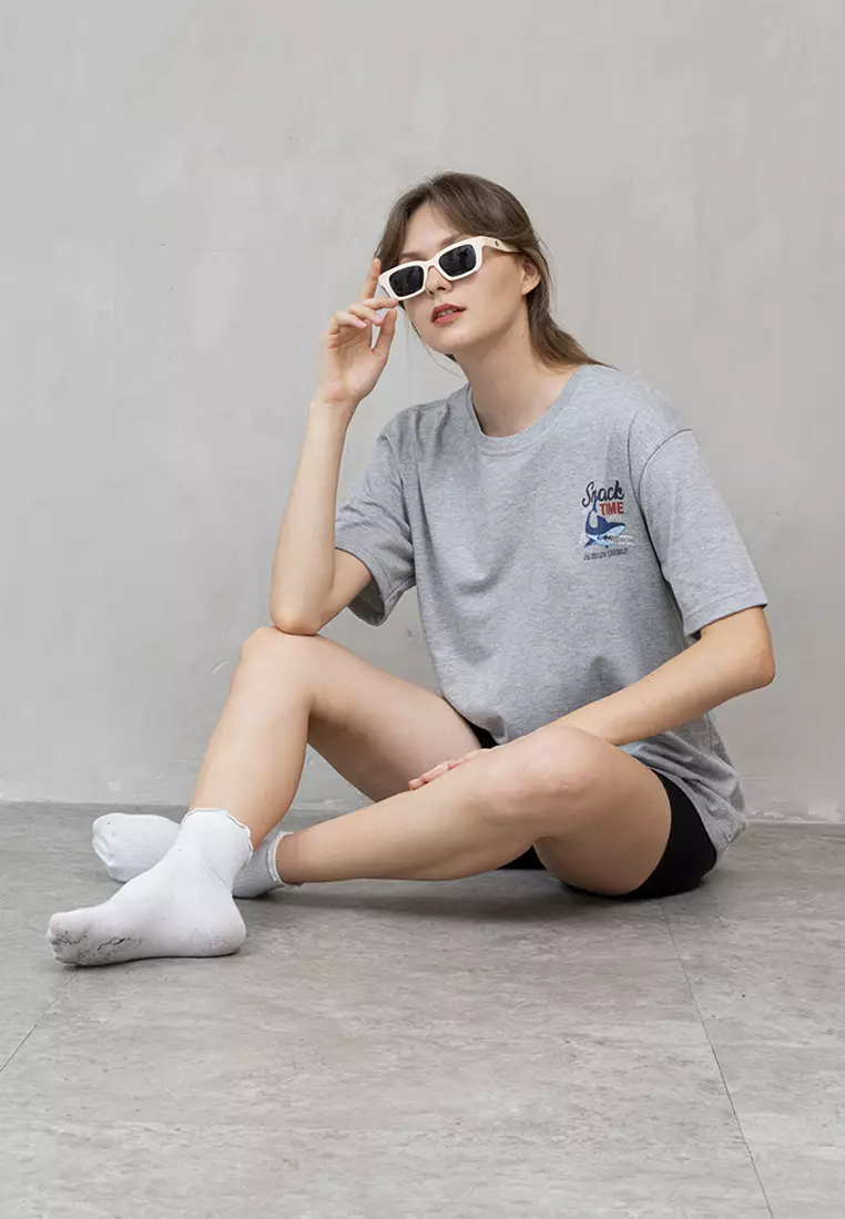 Kaos abu t shirt polos wanita houseofcuff motif Snack time