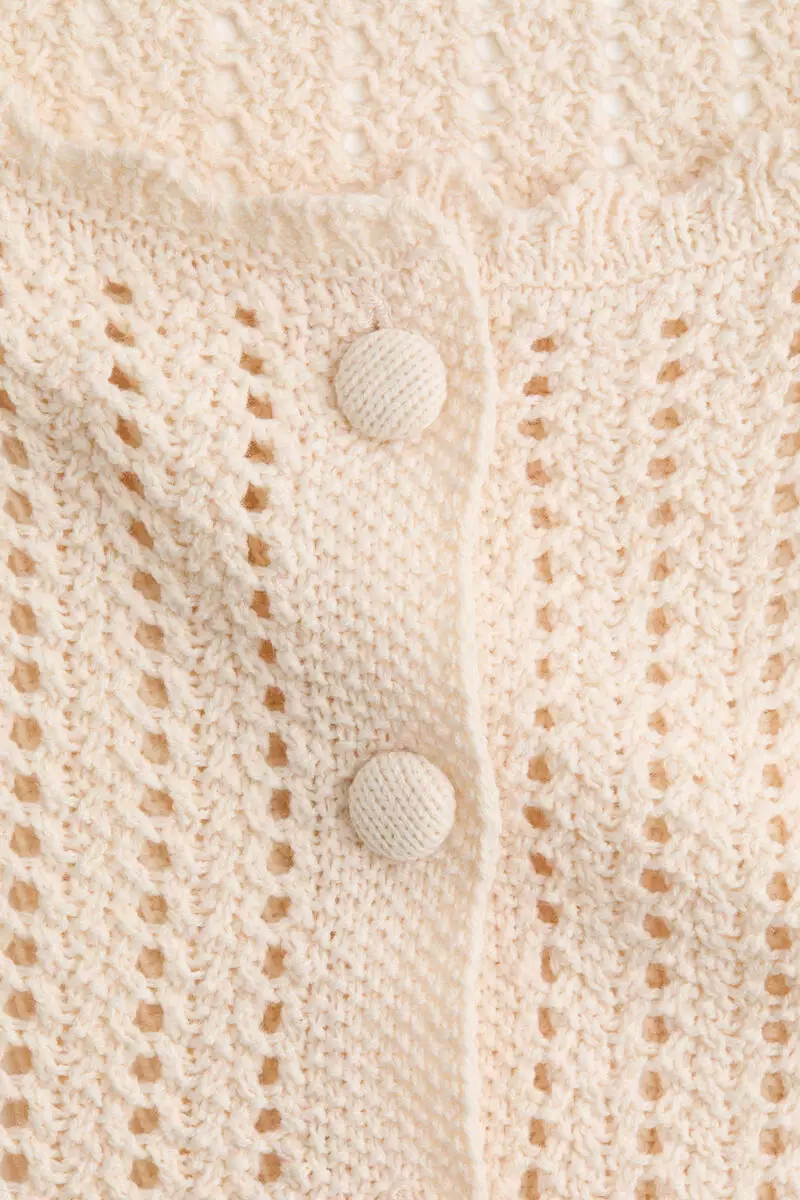 Short-sleeved cardigan