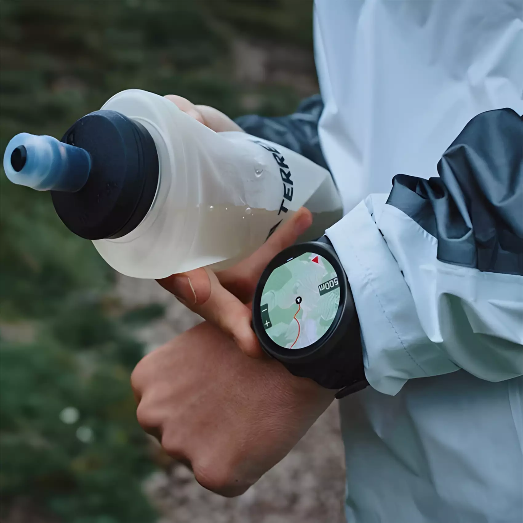 Suunto Race 2 - Jam Tangan Unisex - Dark Brushed Titanium Striped Two-Tone Black Silicone Strap - SS051202000