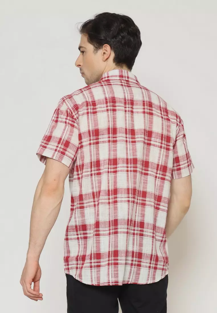 POLICE Kemeja Kotak Cotton Slub Merah Regular Fit Pria