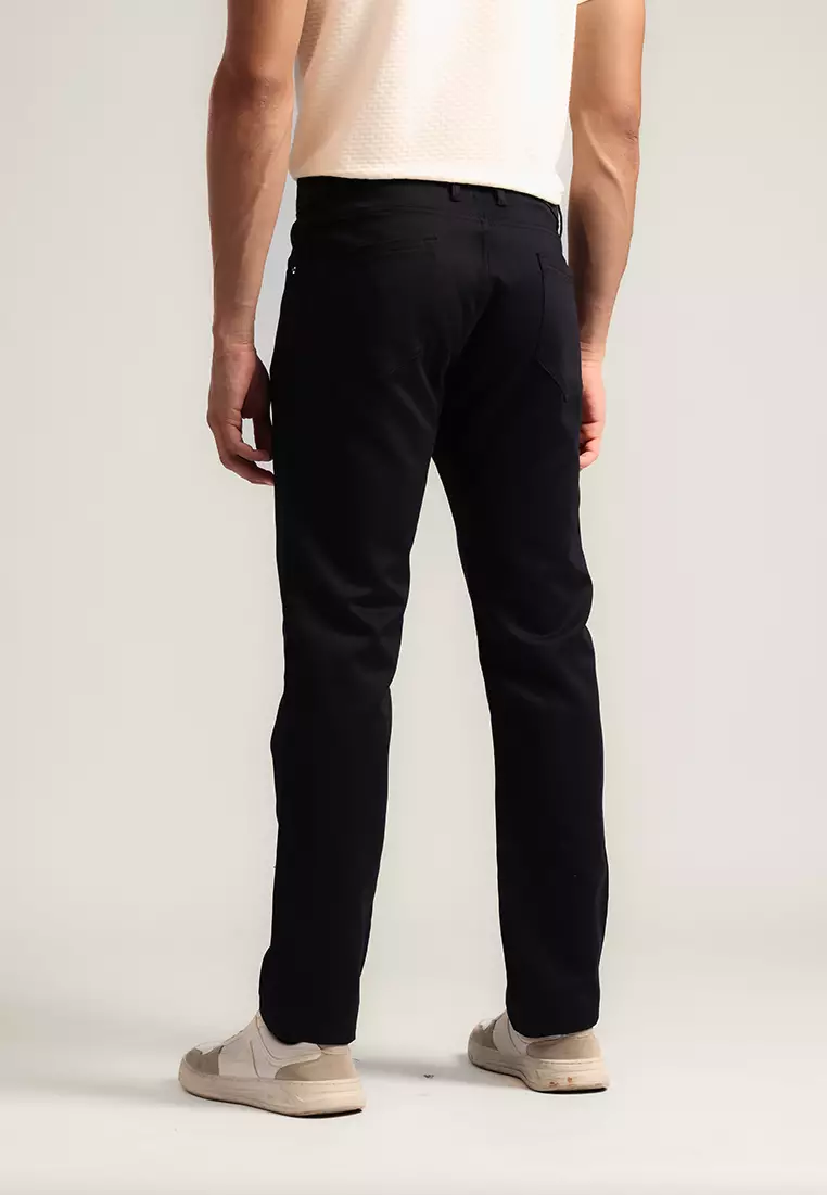 MOC - Celana Panjang Polos Pria Xander - Black