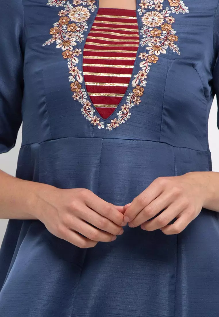 Chanira Festive Laurel Tunic-Blue