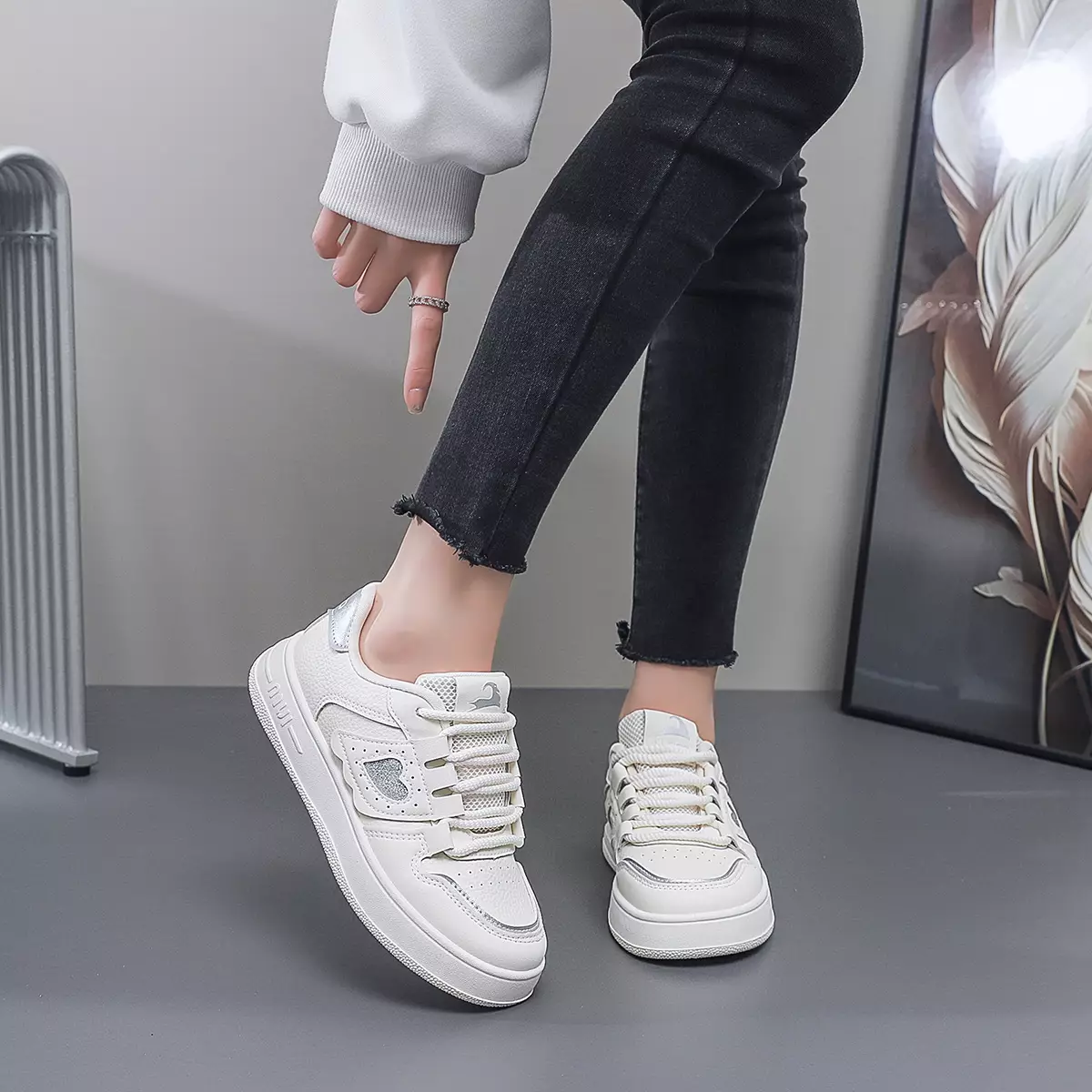 Sepatu Wanita Motif Lucu Kasual Sneakers Cewek Ootd Style Q555