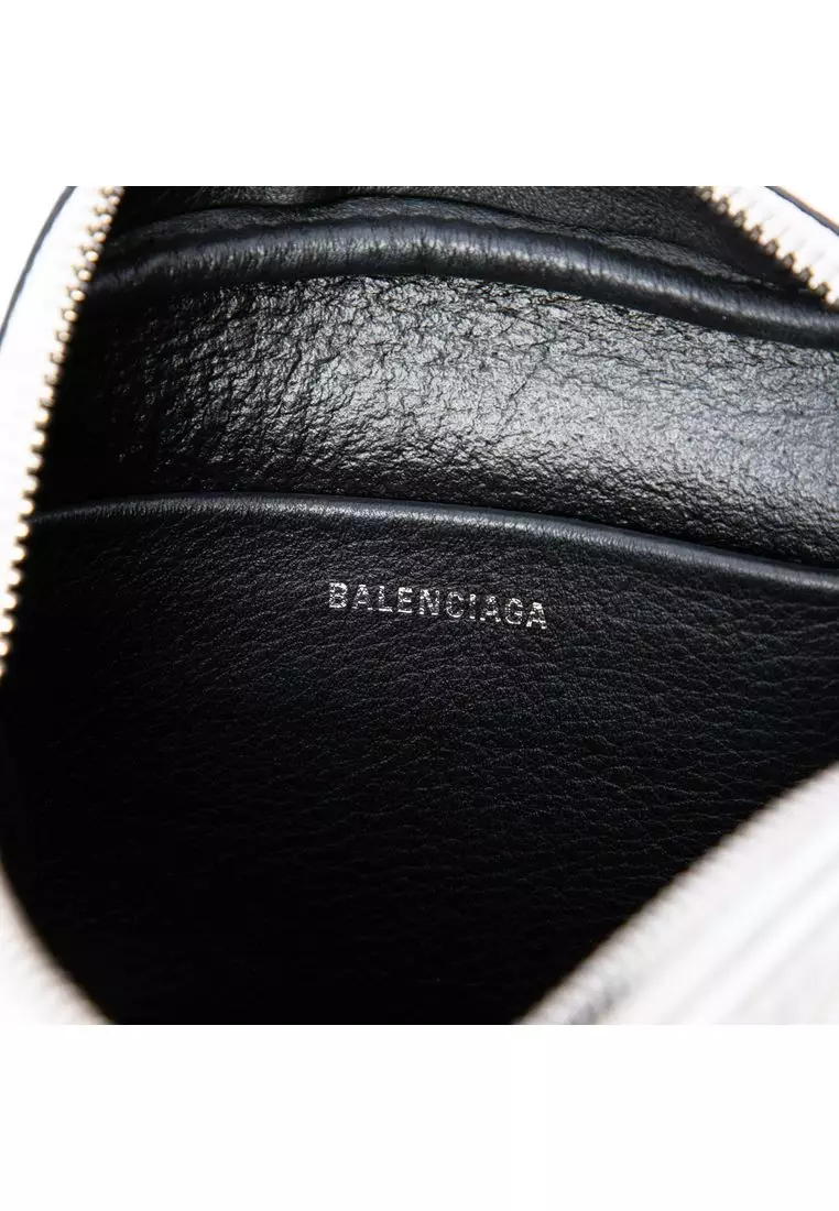Pre-Loved Balenciaga Leather Everyday Camera Bag Xs