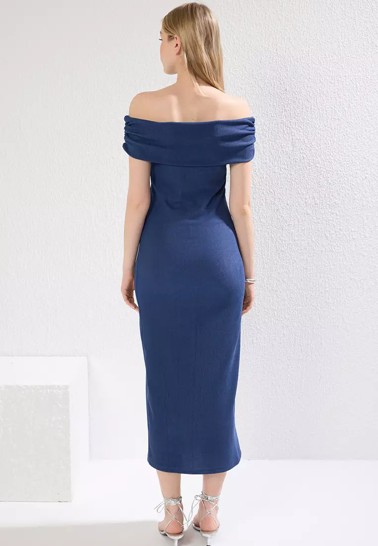 Indigo Plain Maxi Flexible Carmen Collar Knitted Dress