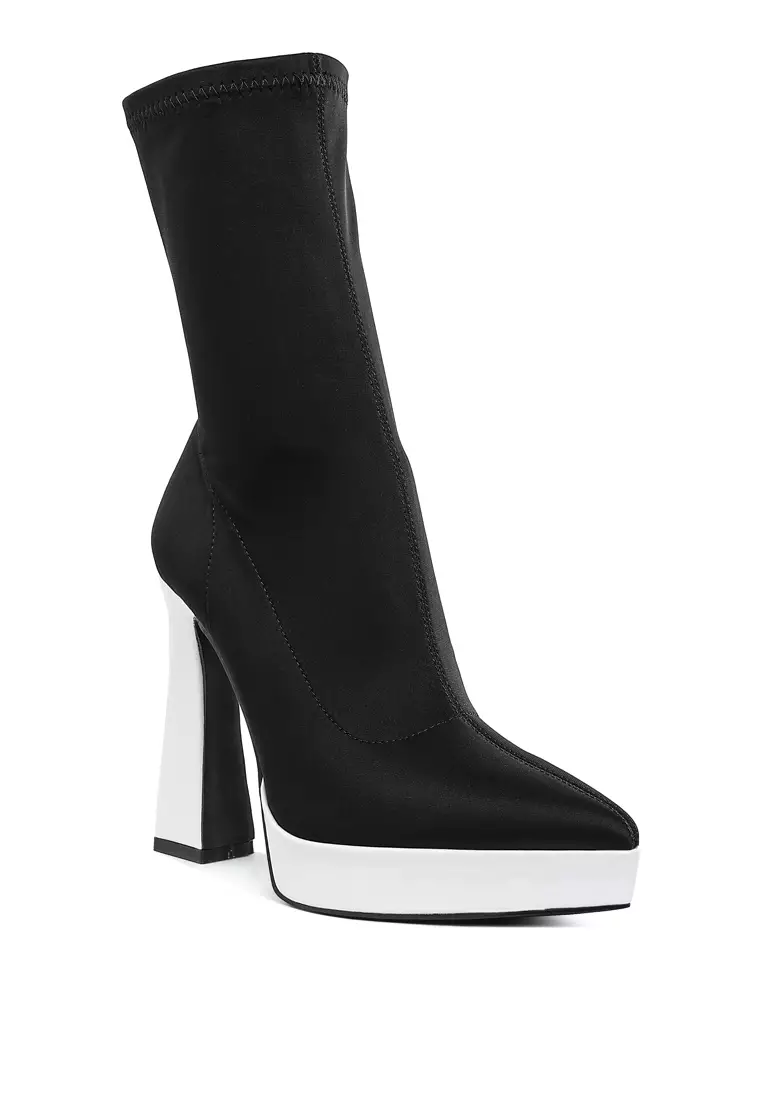 Contrasting Platform Detail Sock Boots in Black/White