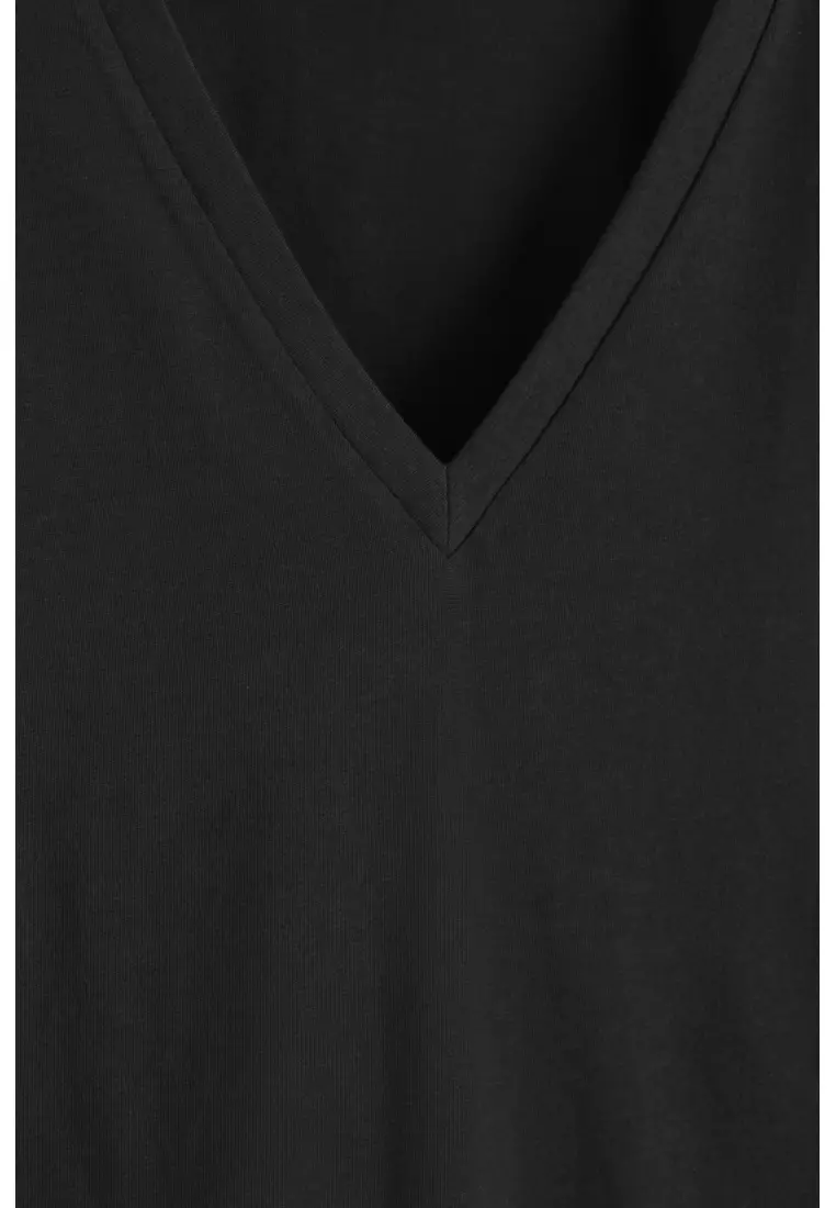 V-NECK COTTON T-SHIRT