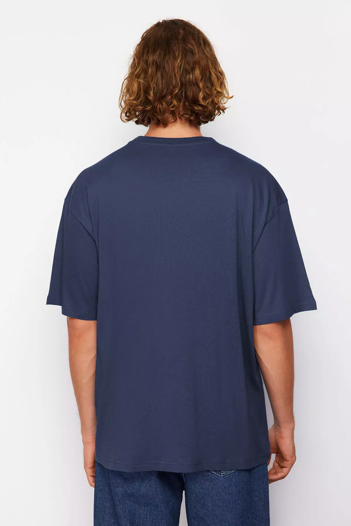 Oversize/Wide Cut Short Sleeve Dinosaur Embroidered T-Shirt