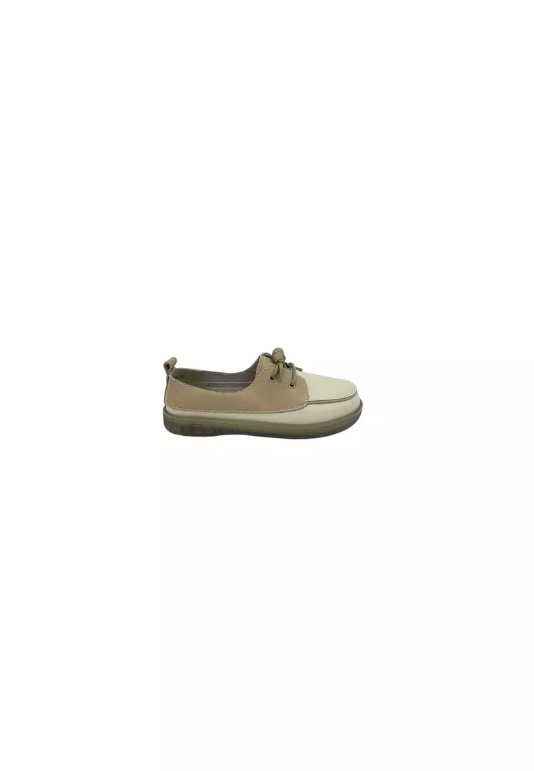 Discount on Tracey  shoes - SKU: Tracey Alice Sneaker
