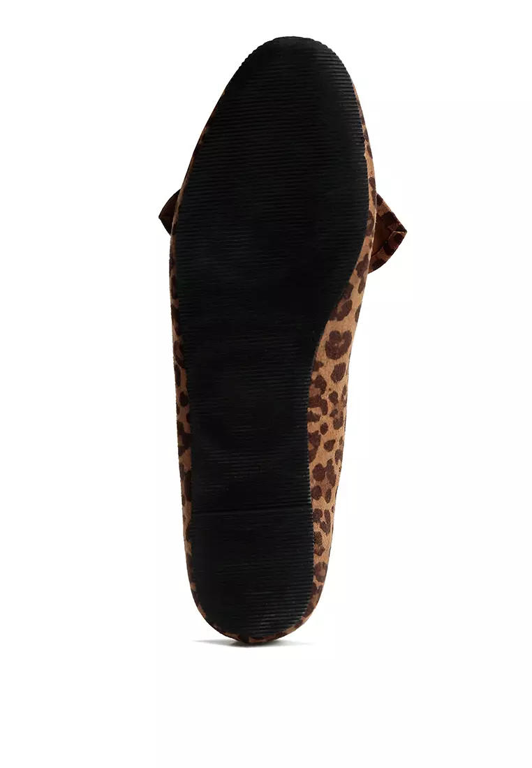 Sepatu Loafer Pita Macan Tutul