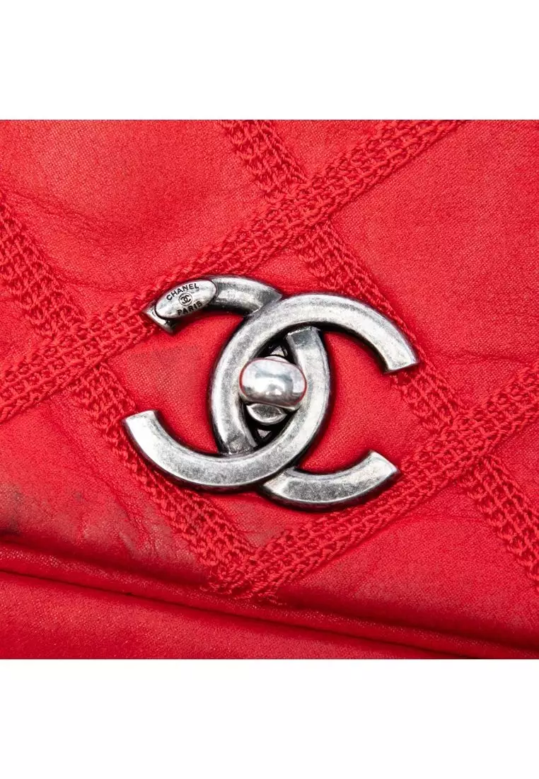 Pre-Loved Chanel Iridescent Calfskin Diamond Stitch Flap