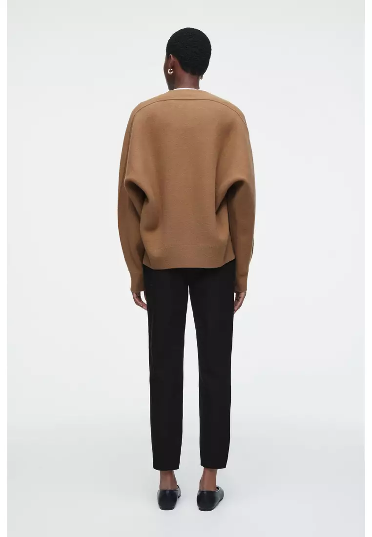 SLIM-LEG CROPPED TROUSERS