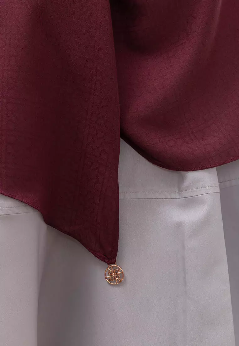 Ria Miranda Maroon Kayra Instant Hijab