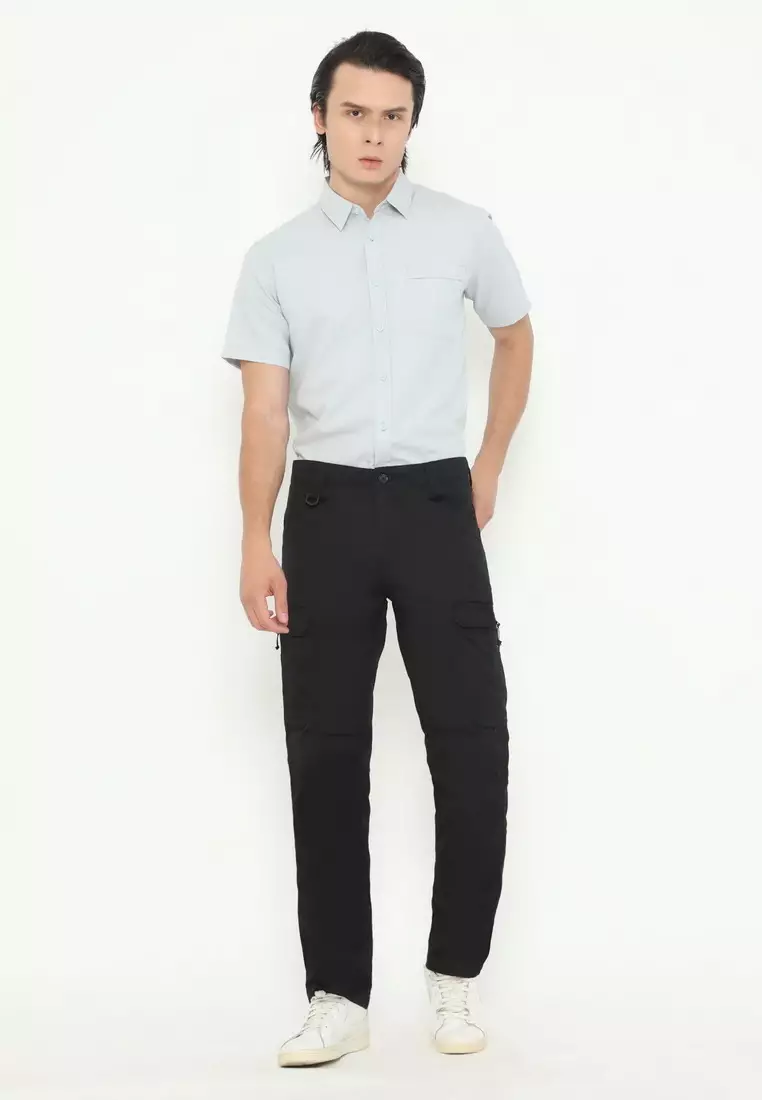 POLICE Celana Cargo Panjang Kantong Zipper Regular Fit Pria