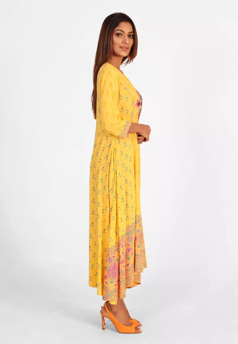 Le Reve Boat Neckline 3/4 Sleeves Hi-Low Swing Dress
