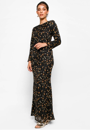 Kurung Basic D-15 from BETTY HARDY in Black