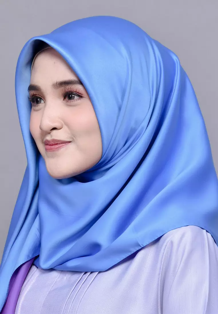 Two-sided Satin Square Scarf Hijab Wanita Bolak-Balik Blue