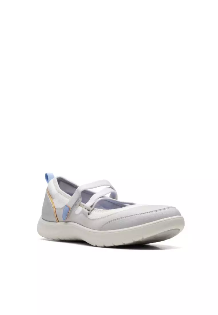 White best sale sailing shoes