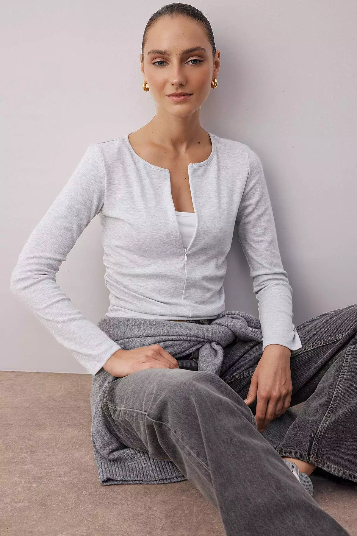 Gray Melange Fitted/Body-Smoothing Half Zippered Double Layered Knitted Blouse Twoaw26Bz00031