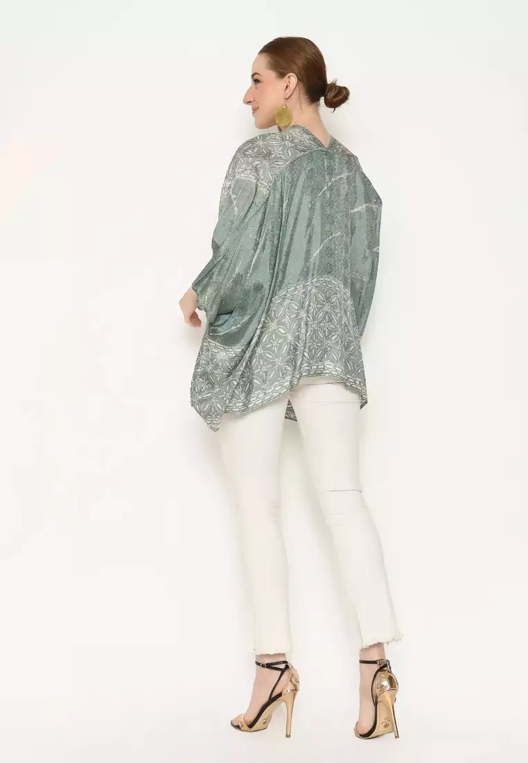 Rinjanie Batik - Bolero Kotak Greentea - Batik Tuntrum Parang Mix Ciprat - Outer Batik Wanita - Atasan Batik Wanita - Outer Batik Kekinian - Batik Cap - BKMR - GT