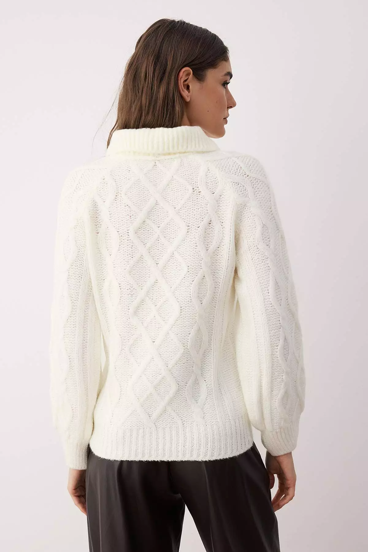 Ecru Soft Textured Knitted Patterned Knitwear Sweater