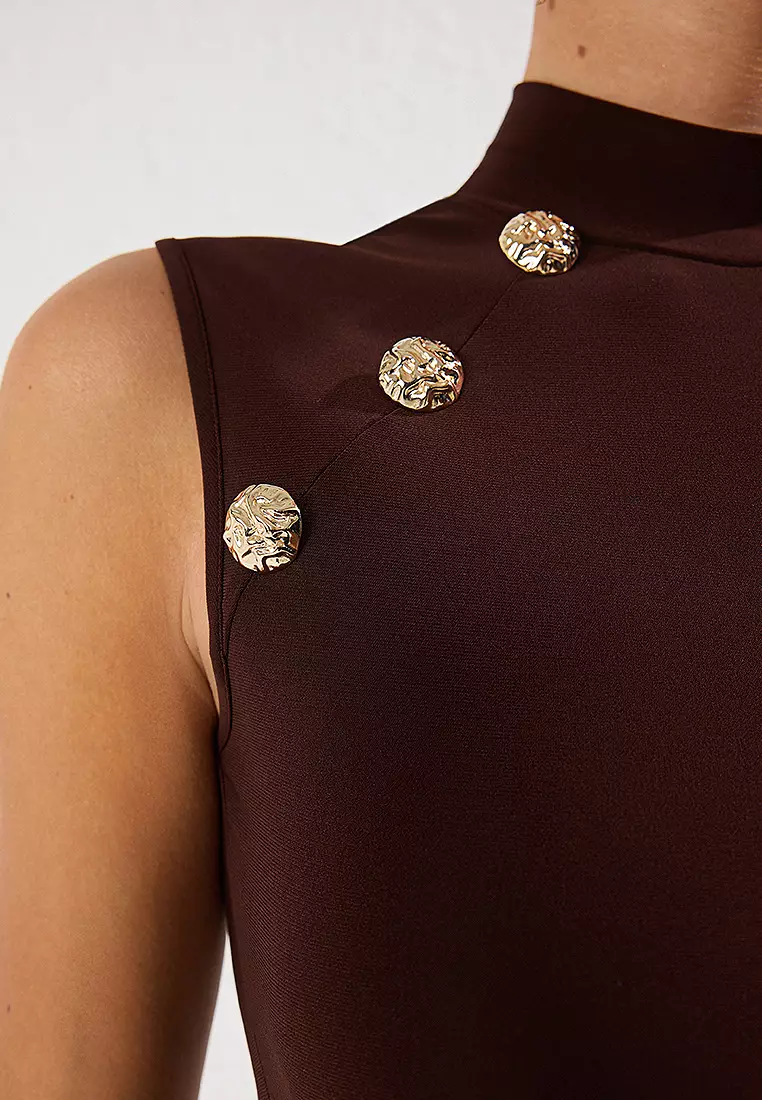 Accessory Detailed Knitted Stylish Blouse