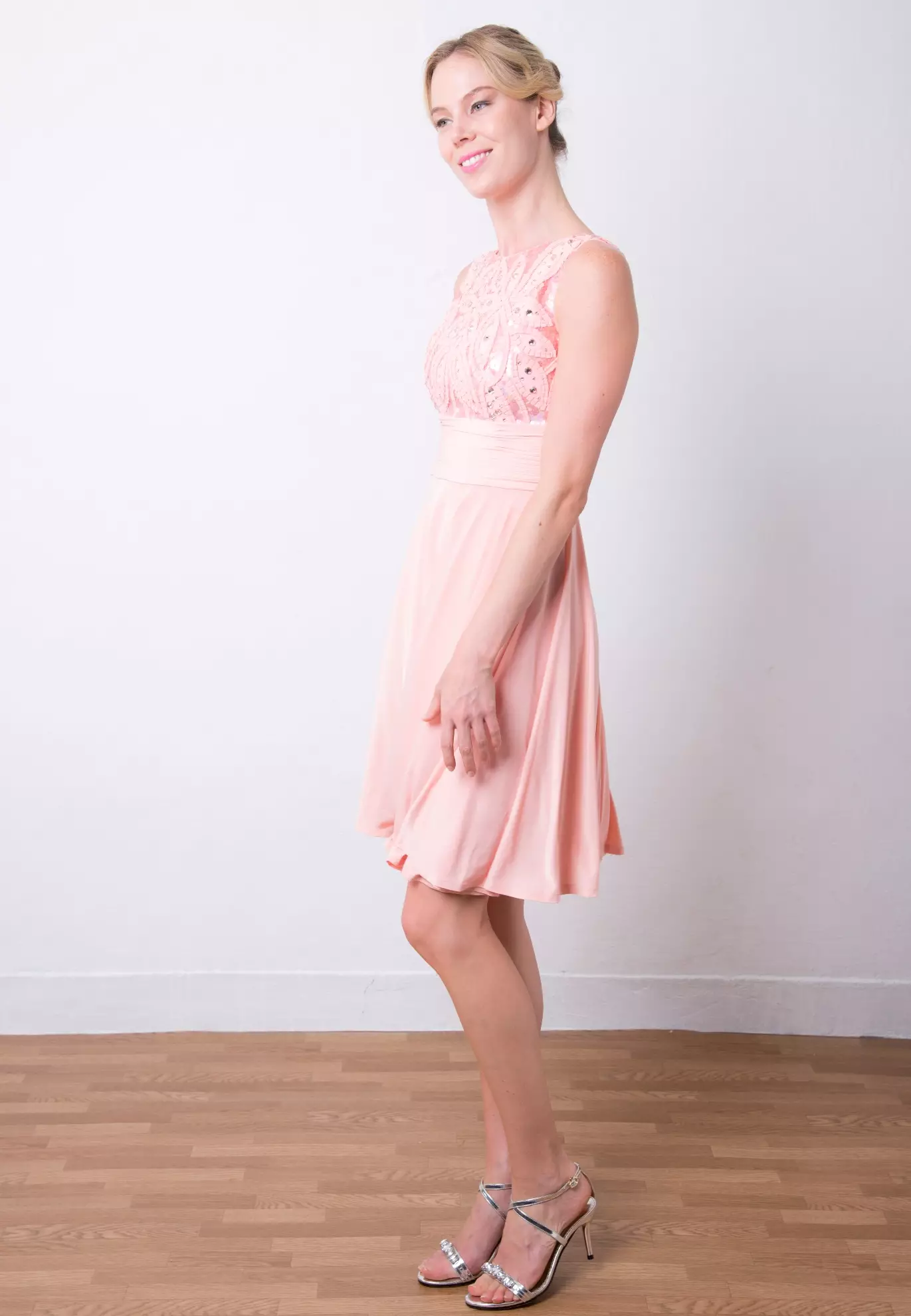 Charming Polyester Chiffon Beaded Cocktail Dress