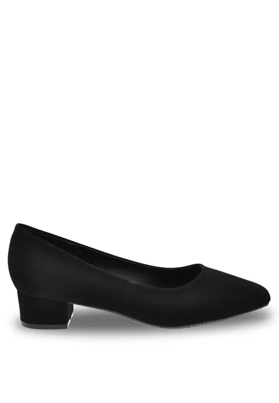 Discount on Noveni  shoes - SKU: Round Toe Low Heels