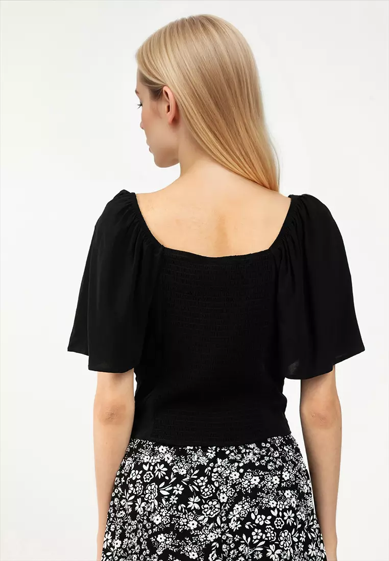 Short Sleeve Short Woven Top