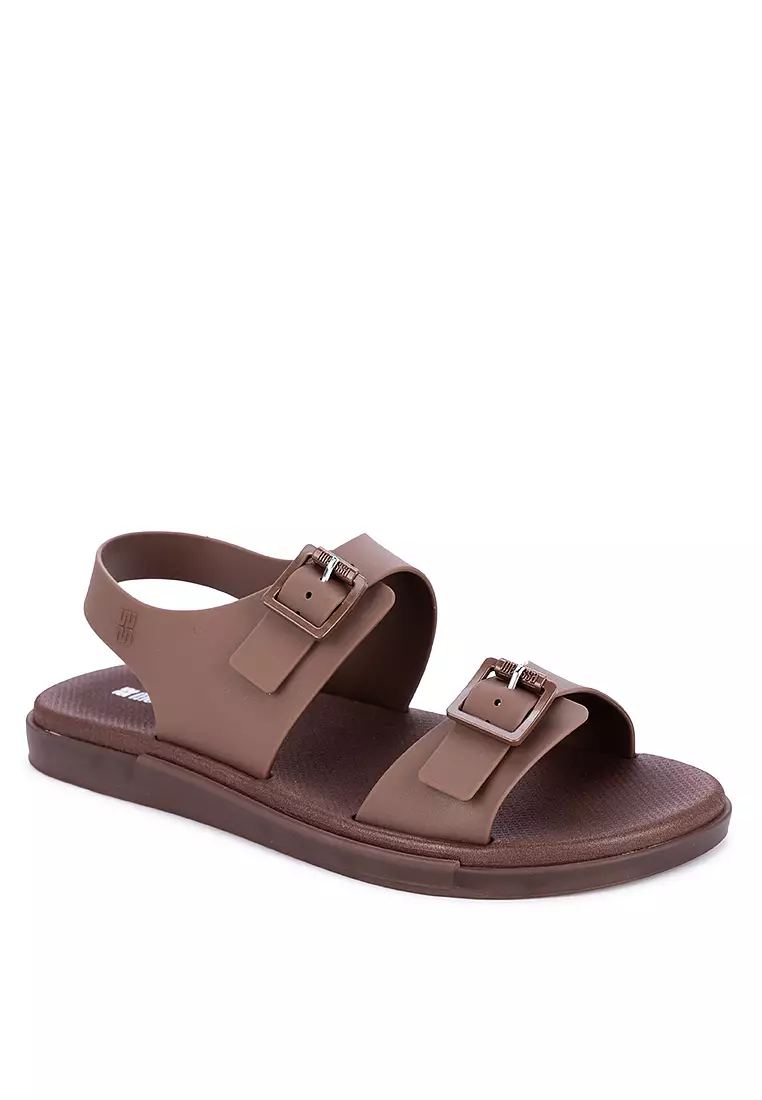 Walk Sandal Ad