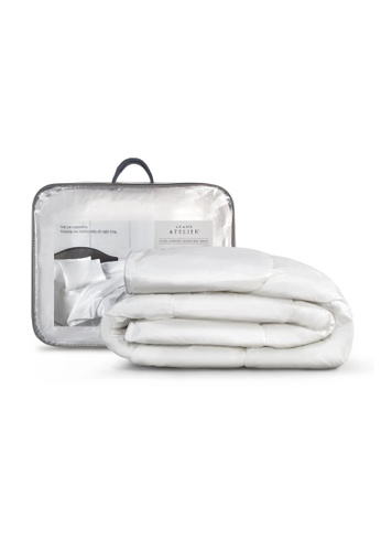 Grand Atelier white Quilt 5 Star 100% Microfibre Down Feel (Ultra-Comfort Microfibre Collection) 2453BHLB8C3998GS_1