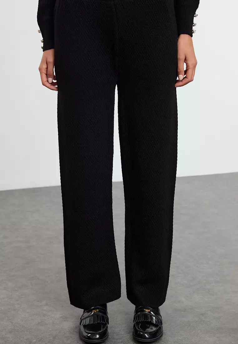 Black Pearl Buttoned Knitwear Top And Bottom Set Tctaw25Us00035