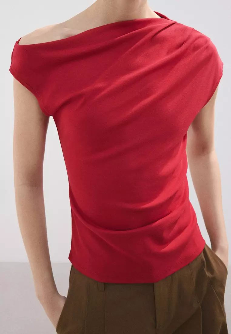 Asymmetric Ruched Top