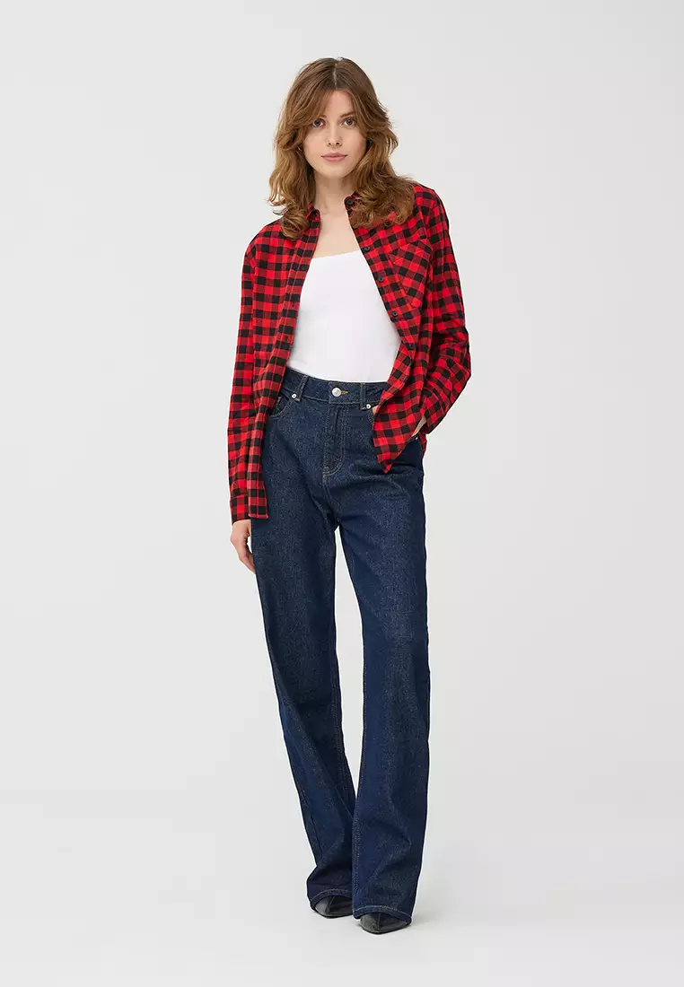 Woman Long-Sleeved Shirt