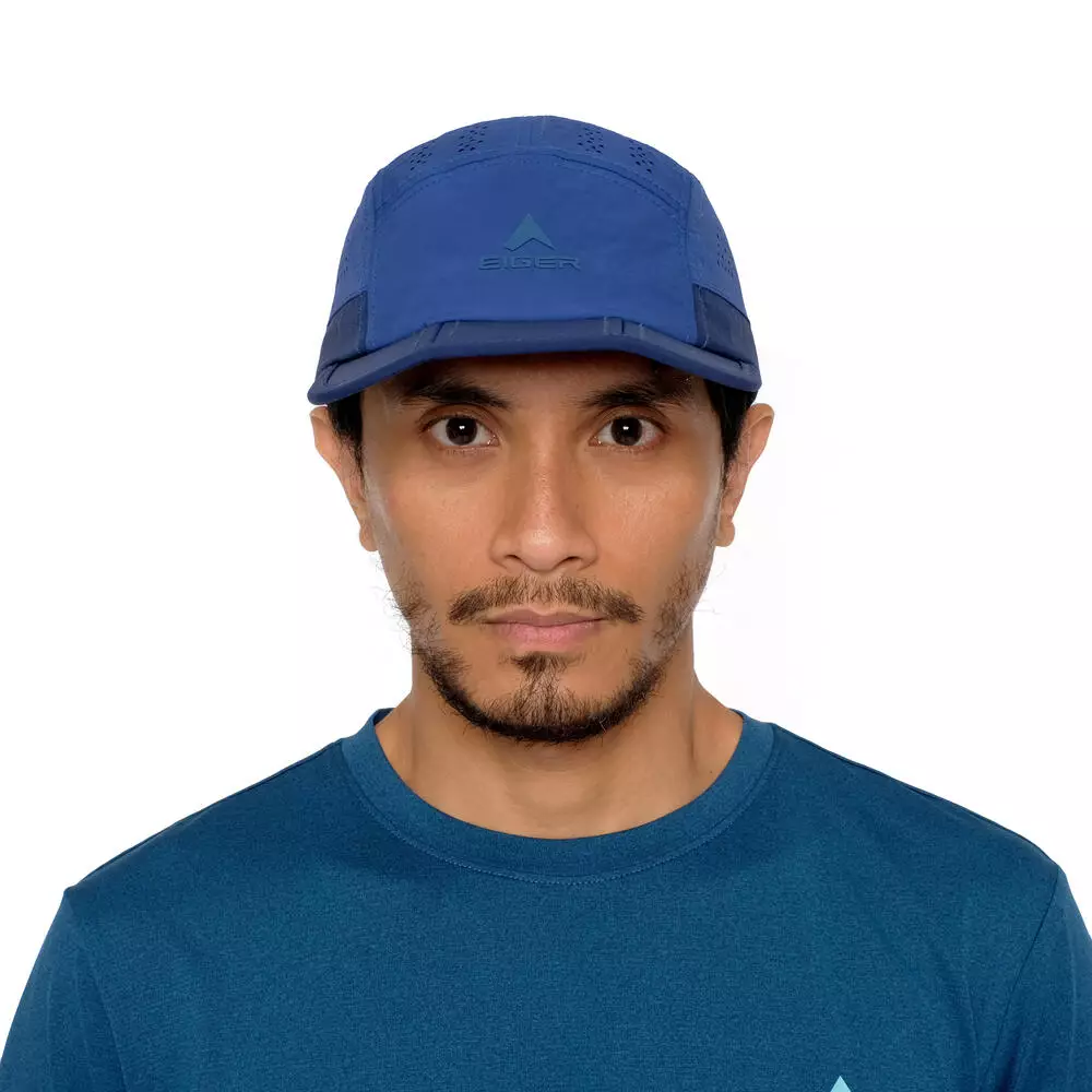 Eiger Coropuna Cap