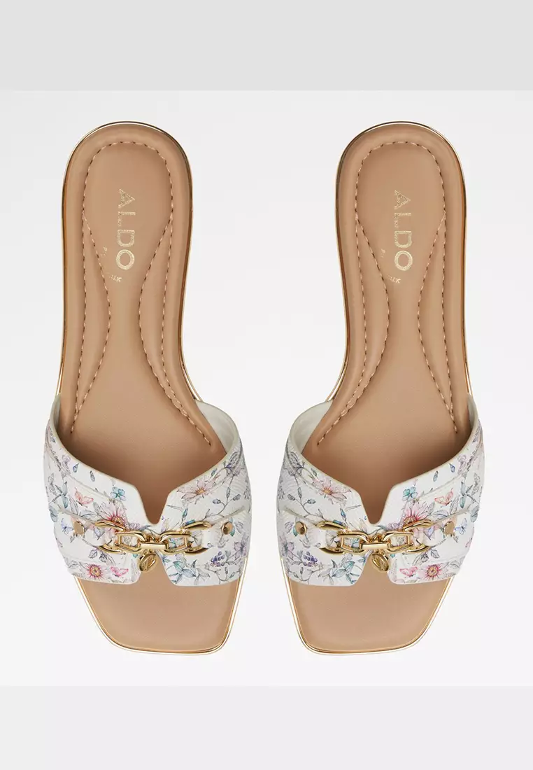 Alamassi Slide Sandals