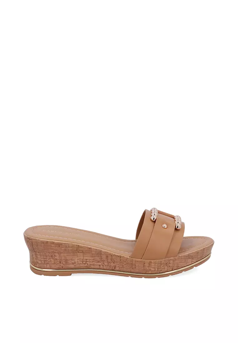 Discount on Carlo Rino  shoes - SKU: Dark Beige Cora Cork Wedge Sandals