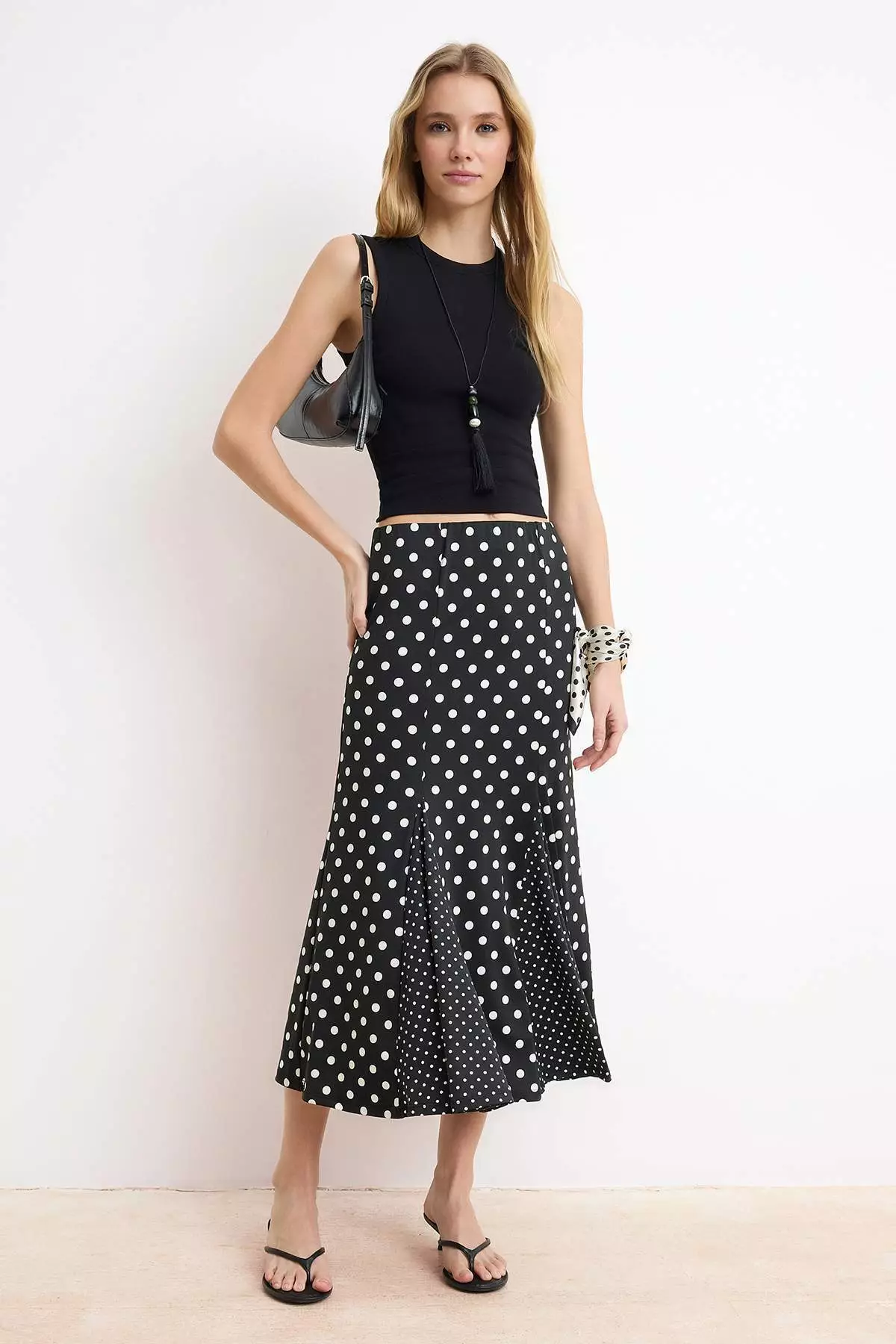 Black Polka Dot A-Line/A Bell Shape Regular Waist Flexible Knitted Skirt Twoss26Et63