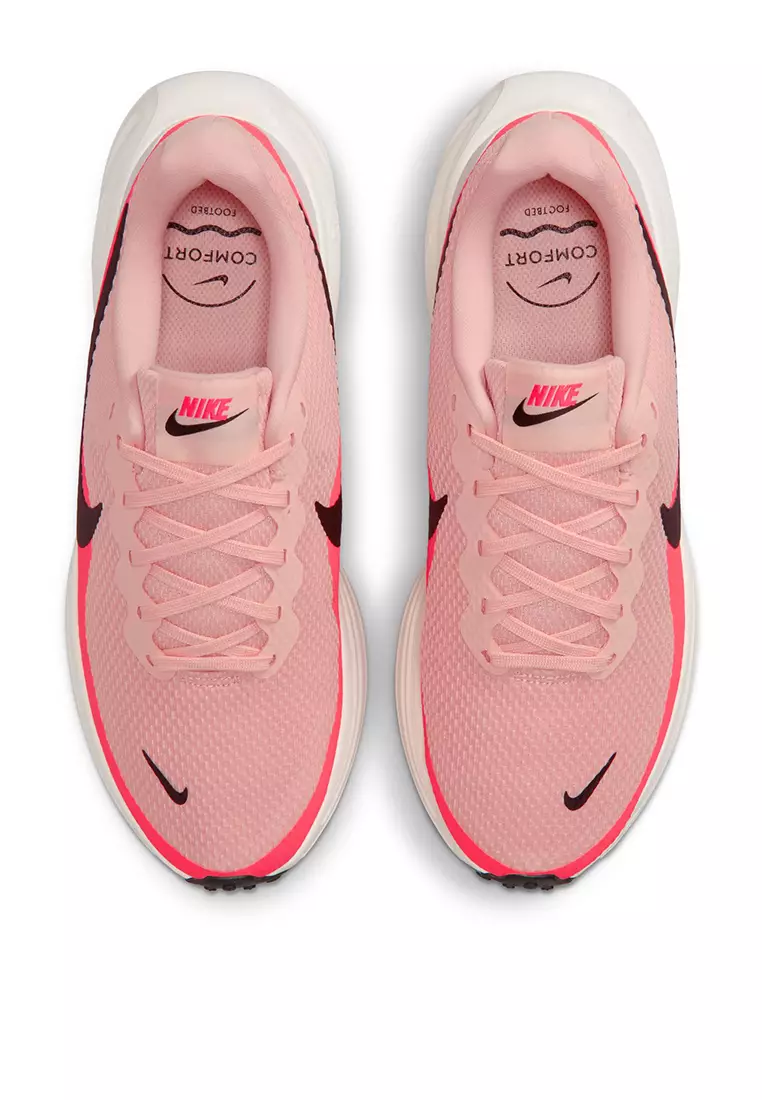 Revolution 8 Road Running Shoes