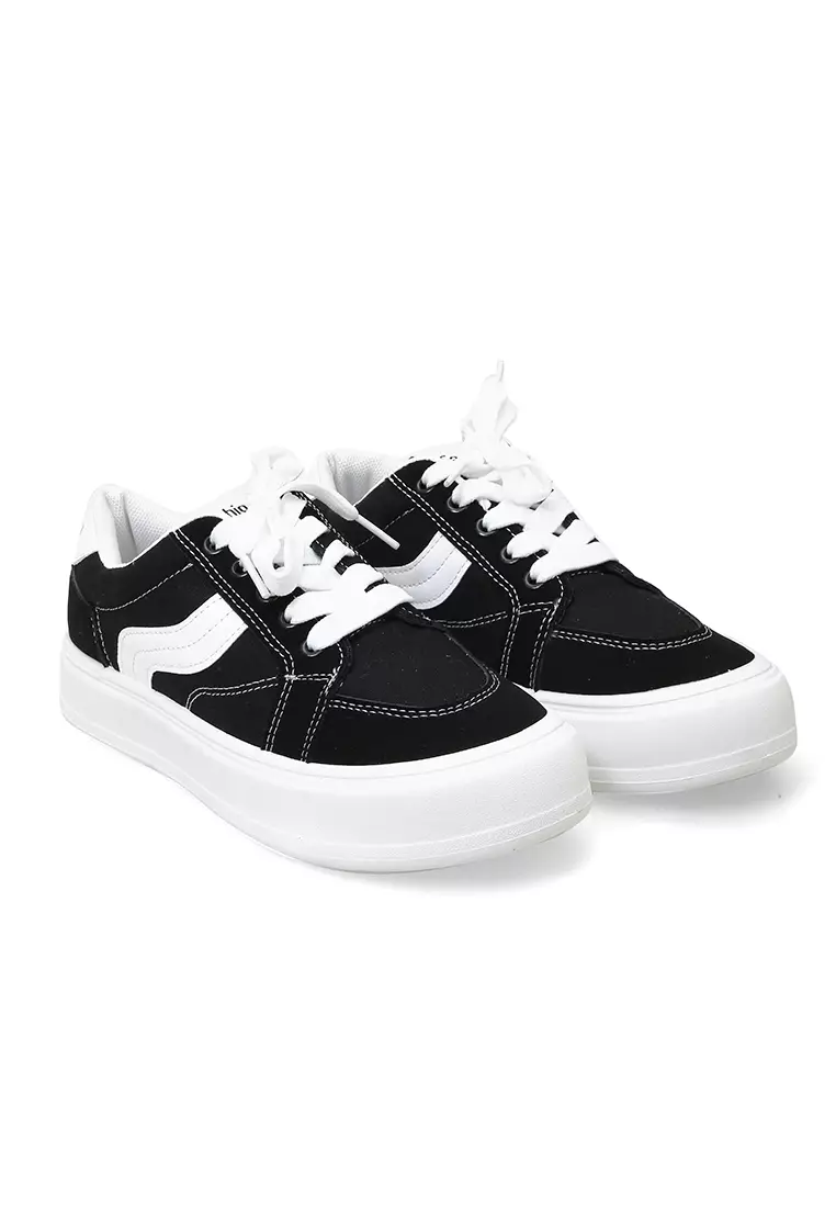 Sepatu Sneackers Tali Ikat Premium High Quality - Hitam