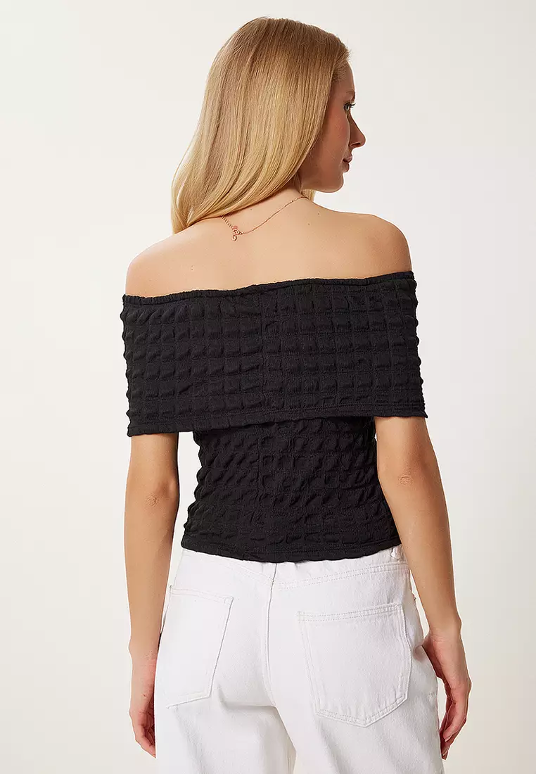 Textured Stretchy Top